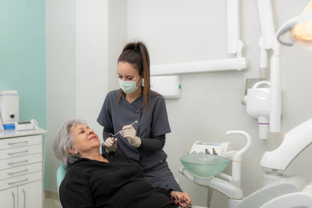 Best Emergency Tooth Extraction in Fulton, IL
